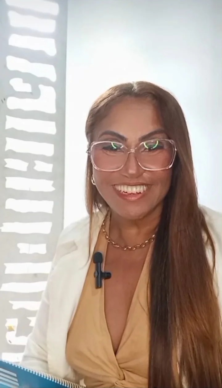 Professora Sílvia Farias